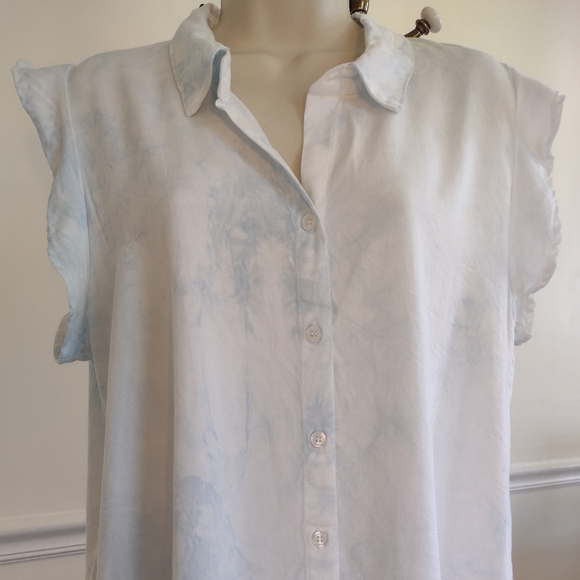 S'edge White & Lt. Blue Button Down Flutter Sleeve, Sleevless Cotton Top Sz M - Picture 1 of 11